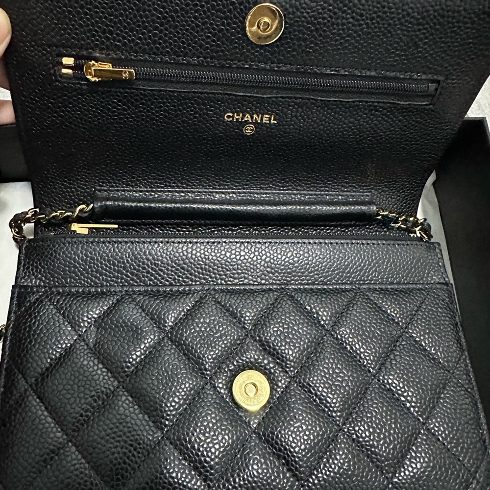 Chanel Woc Full set, Mint condition - Picture 4 of 7